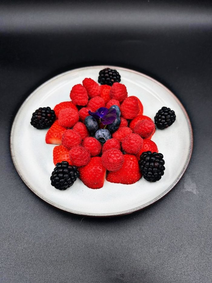 RED FRUITS