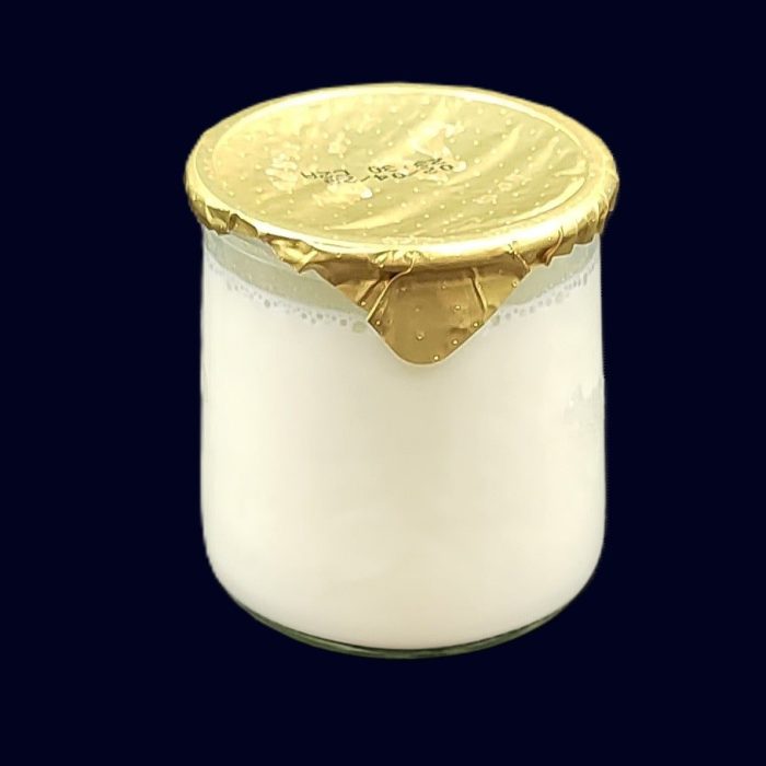Yogurt on glass / Yaourt pot en verre